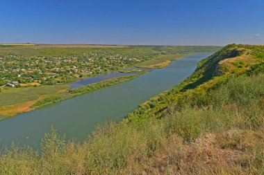  Tsypovo 'daki Varsayım Manastırı Güneydoğu Avrupa' daki en büyük kaya manastırlarından biridir..