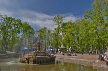 Moldova, Chisinau 04 / 27 / 2017 yıl. Chisinau, Moldova 'nın başkenti ve en büyük şehridir. Boğa Nehri üzerinde ülkenin merkezinde yer alan ekonomik ve kültürel bir merkez..