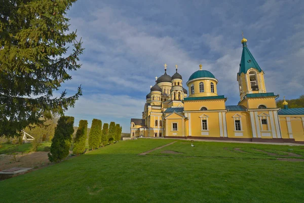 Traveling Sunny Moldova Hinku Monastery Full Name Ginkulsky Paraskevievsky Monastery — Stock Photo, Image