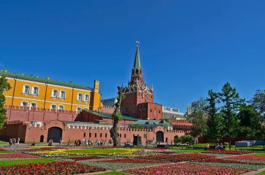 Moskova, Rusya 06.17.2012. Moskova 'nın ana meydanı Moskova Kremlin ile Kitay-Gorod arasında yer almaktadır. Moskva nehrinin kıyısına doğru nazik Vasilievsky nehrinden geliyor..