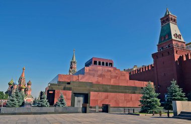 Moskova, Rusya 06.17.2012. Moskova 'nın ana meydanı Moskova Kremlin ile Kitay-Gorod arasında yer almaktadır. Moskva nehrinin kıyısına doğru nazik Vasilievsky nehrinden geliyor..