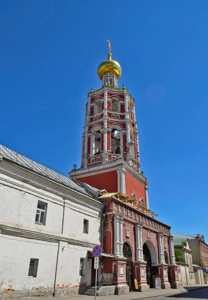 Moscou Rússia 2012 Mosteiro Vysoko Petrovsky Mosteiro Estavropegic Masculino Igreja — Fotografia de Stock