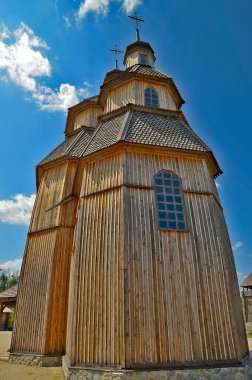 Khortitsa Dinyeper Nehri 'nin aşağısındaki Zaporozhye şehrinde bulunan Dinyeper' deki en büyük adadır. Ulusal Tarihi ve Kültürel Rezerv. Khorytsya 