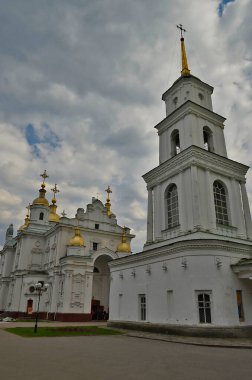 Poltava, Afrika kıtasında bulunan Dinyeper devletinde, Ukrayna devletinde bir şehirdir. Vorskla Nehri 'nde. Önemli bir kültür merkezi, büyük bir ulaşım merkezi..