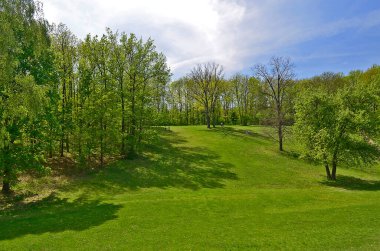 Sofiyivka Ulusal Dendroloji Parkı Ukrayna 'nın Cherkasy bölgesinin Uman şehrinin kuzeyinde yer alan Ukrayna Ulusal Bilimler Akademisi' nin bir araştırma enstitüsü.
