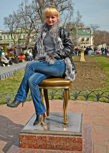 Güzel Yetişkin Kadın Odessa Ukrayna Seyahat Ediyor — Stok fotoğraf