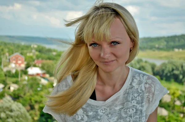 Woman Mountains Moldova Mountain River — Stock Photo, Image