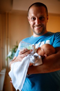 Mutlu baba ve oğul kapalı