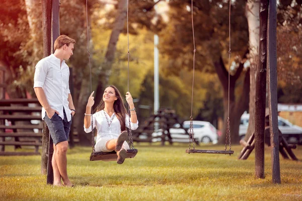 Otoño Amor Relación Citas Concepto Pareja Romántica Parque — Foto de Stock