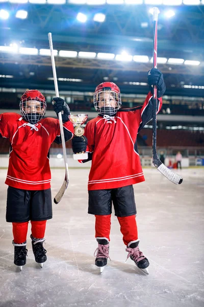 Ice Hockey Happy Boys Winner Trophy — Stock Photo, Image