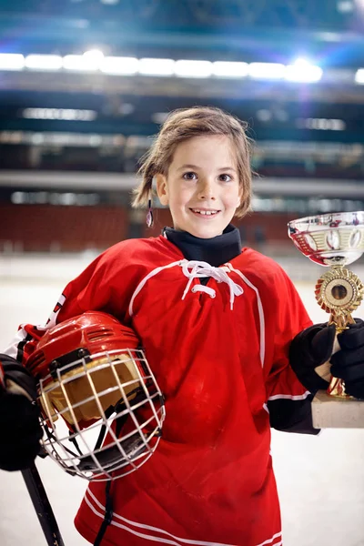 Retrato Chica Joven Jugador Hockey Sobre Hielo Trofeo Ganador —  Fotos de Stock