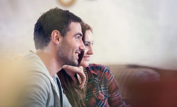 Casal Tomando Selfie Café — Fotografia de Stock