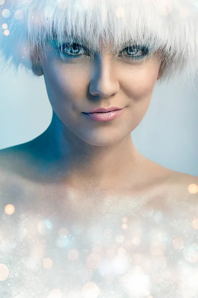 Schönheit Dame Mit Wintermütze — Stockfoto