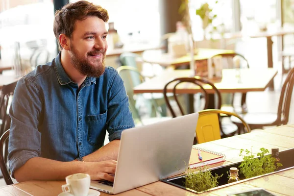Young Handsome Man Laptop Cafe — Stock Photo, Image