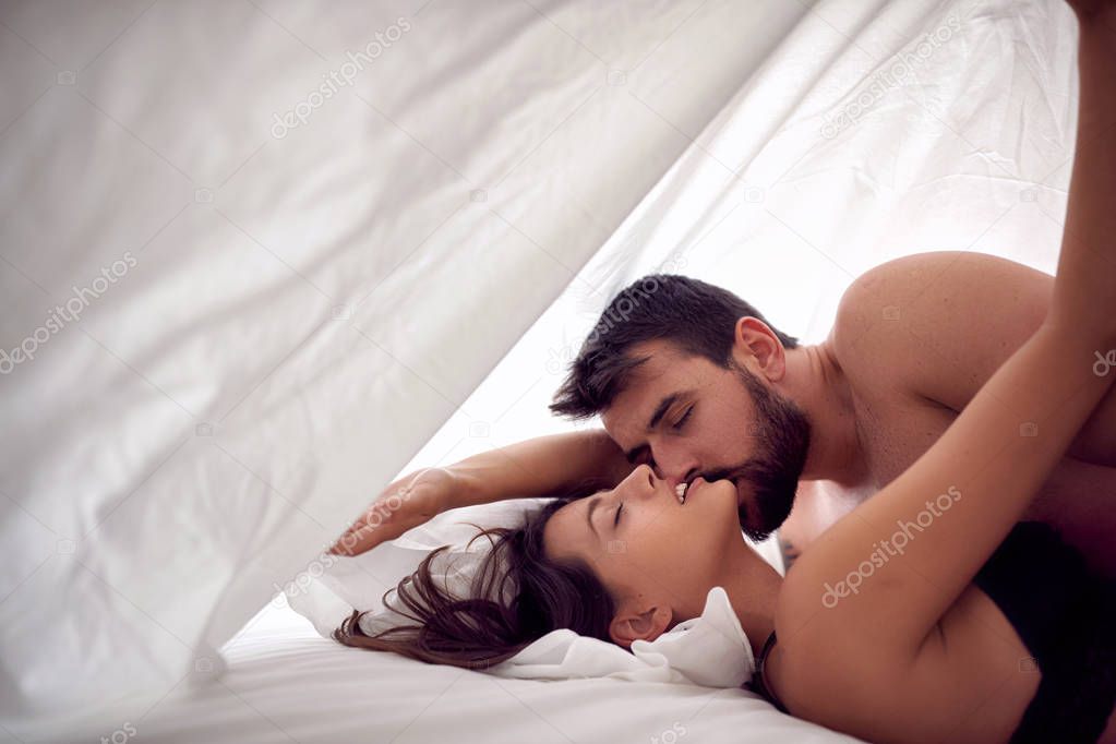 Eng yaxshi onlayn porno filmlar Porno ogizdan-eshak