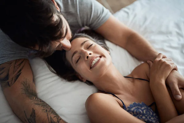 Sexy Young Couple Being Intimate Bed Top View — Stock Photo, Image