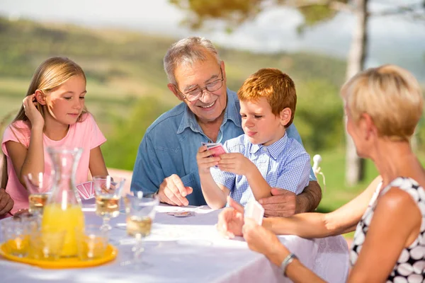 Family, leisure, games and lifestyle — Stock Photo, Image