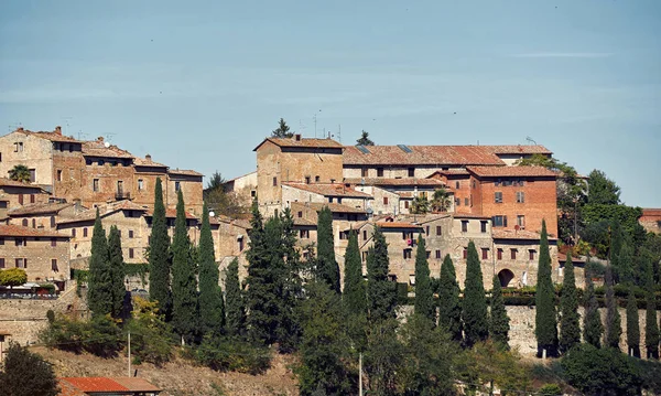 Arhitectură frumoasă oraș mic în Toscana — Fotografie, imagine de stoc