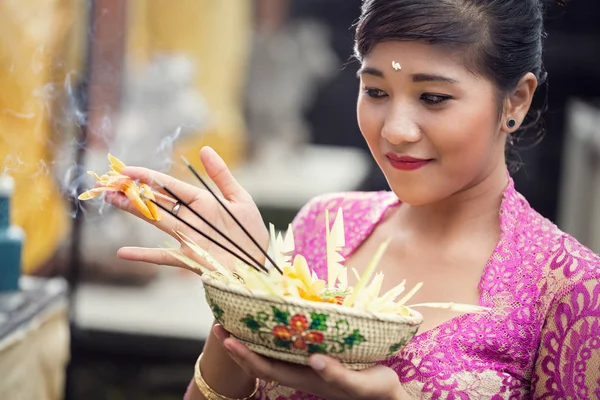 Ritual of Hindu praying — Stock Photo, Image