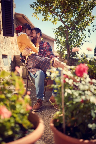 Couple in love enjoying on vacation time together — Stock Photo, Image