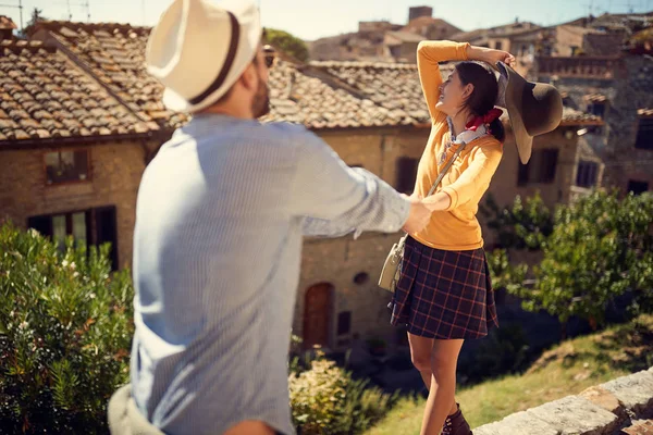 Tourists man and woman at the Italy visiting Toscana Royalty Free Stock Images