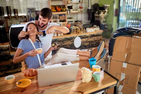 Crazy people owner in cafeteria with a laptop have break — Stock Photo, Image