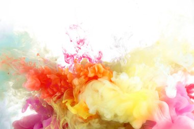 Su boyası arkaplanından renk sıçraması