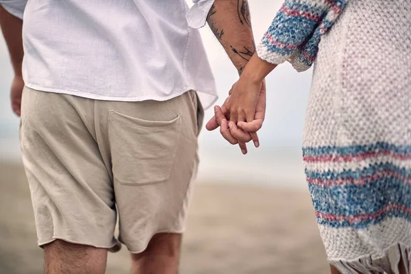 Paren Die Elkaars Hand Bij Elkaar Houden Happy Couple Concept — Stockfoto