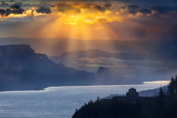 Sun Rays Crown Point Beacon Rock Columbia River Gorge Sunrise — Stock Photo, Image