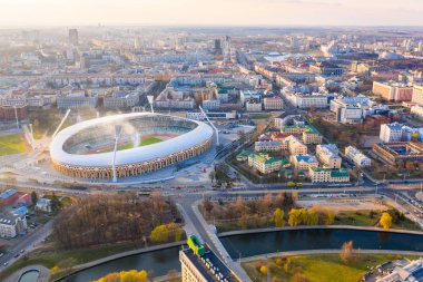 Spor stadyumu Dinamo nehir ve binalarla çevrili