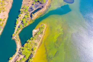 Güneşli gün hava manzara deniz kıyısı. Deniz dokusu