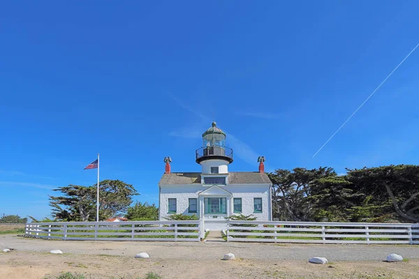 Noktası Pinos Eski Sürekli Çalışma Deniz Feneri Batı Kıyısında Monterey Telifsiz Stok Imajlar