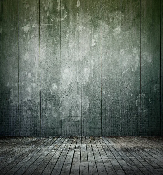 Pusty pokój wnętrze, stary cętkowane betonowa ściana, brudny drewniany Flo — Zdjęcie stockowe