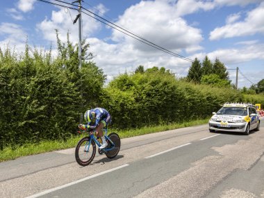 Bourgoin-Jallieu, Fransa-07, Mayıs, 2017: Hollandalı bisikletçi Marco Minnaard Wanty-Groupe Gobert zaman deneme aşamasında kriter du Dauphine 2017 4 sürme takımı. 