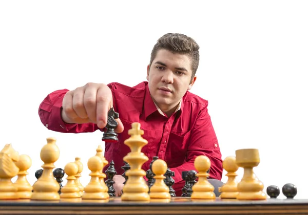 Ein Junger Mann Der Isoliert Vor Weißem Hintergrund Schach Spielt — Stockfoto