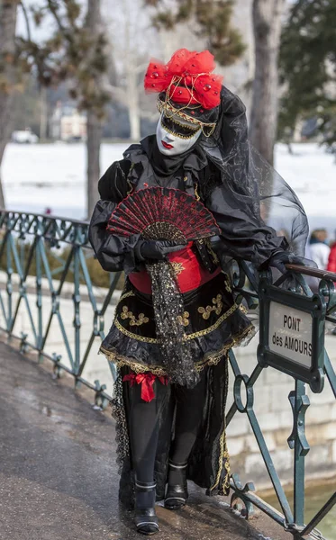 Annecy Frankreich Februar 2013 Bild Einer Verkleideten Person Die Auf — Stockfoto