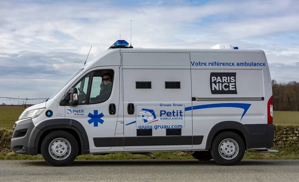 Fains Folie Francja Marca 2018 Oficjalny Pogotowia Jazdy Drodze Krajowej — Zdjęcie stockowe
