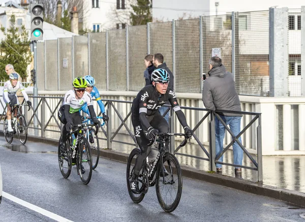 Meudon Francia Marzo 2018 Grupo Cuatro Ciclistas Montando Durante París — Foto de Stock