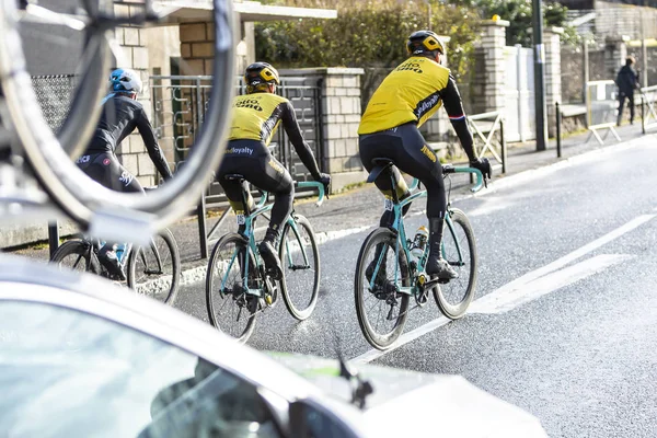 Groep van fietsers - Parijs-Nice 2018 — Stockfoto