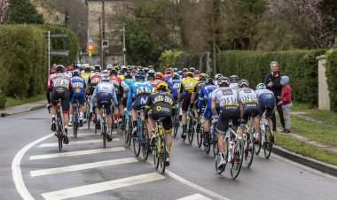 Peloton - Paris-Nice 2019