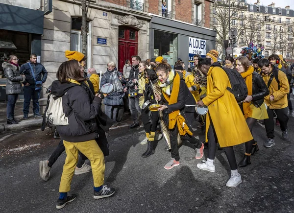 Grupo de Musicantes - Carnaval de Paris 2018 — Foto de Stock