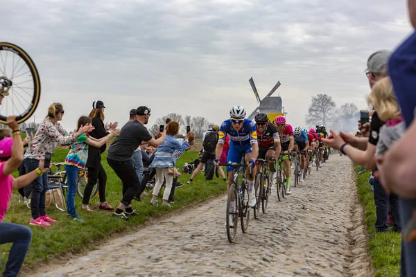 Peloton - Paříž Roubaix 2018 — Stock fotografie