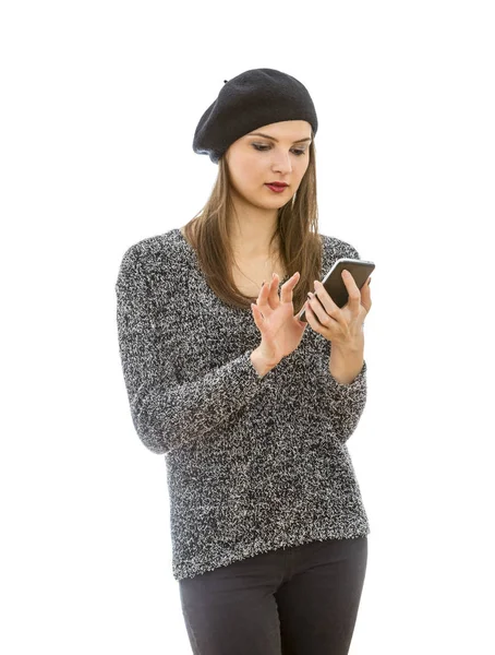 Πορτρέτο Του Μια Νεαρή Γυναίκα Χρησιμοποιώντας Ένα Smartphone Που Απομονώνονται — Φωτογραφία Αρχείου