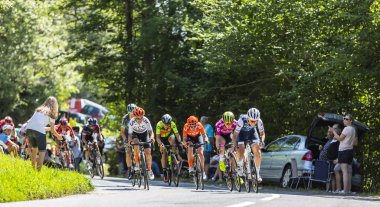 The Feminine Peloton - La Course by Le Tour de France 2019 clipart