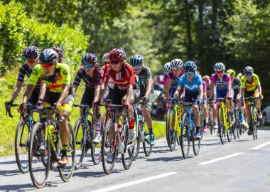Le Tour de France 2019 tarafından Feminen Peloton - La Course