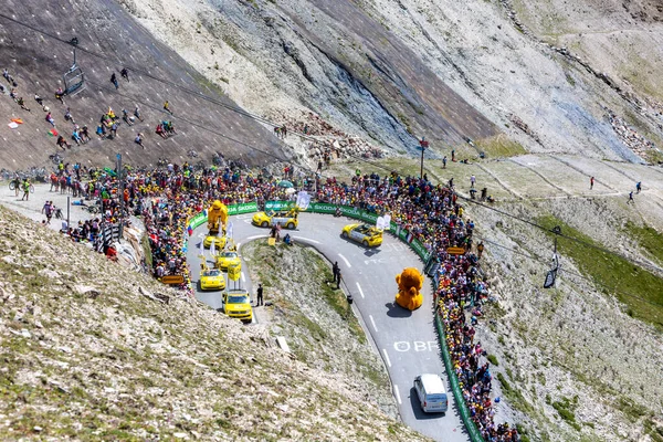 Col Tourmalet France July 2019 Pubilicity Caravan Passing Cyclists Road — Stock Photo, Image