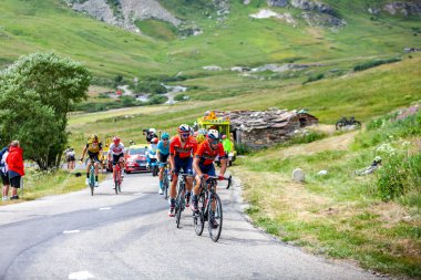 Col de Iseran, Fransa - 26 Temmuz 2019: Bahreyn-Merida takımından İtalyan bisikletçi Vincenzo Nibali Le Tour de France 2019 'un 19..