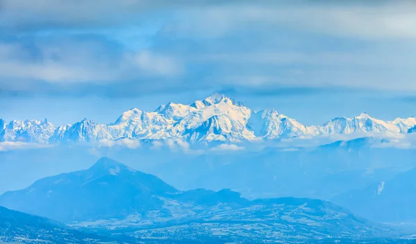 Mont Blanc Maciço Visto Dia Nebuloso Das Montanhas Jura França — Fotografia de Stock