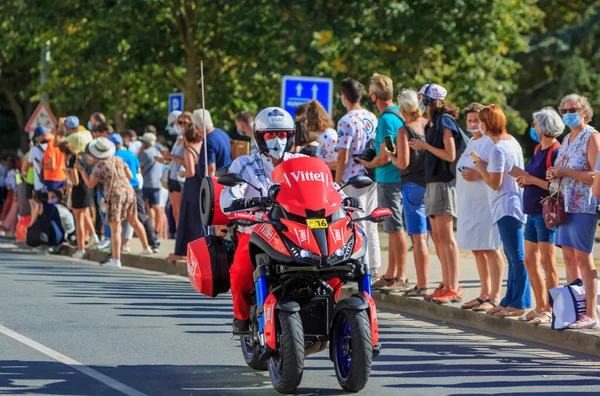 Rochelle França Setembro 2020 Motociclista Máscara Dirigindo Moto Vittel Rochelle — Fotografia de Stock