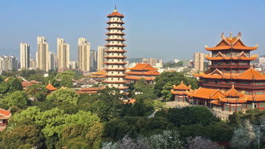 Cityscape - havadan görünümü Xichan Tapınağı, 867, Güneydoğu Çin'deki ünlü yerlerinden kuruldu. Fuzhou, Fujian Eyaleti, Çin.